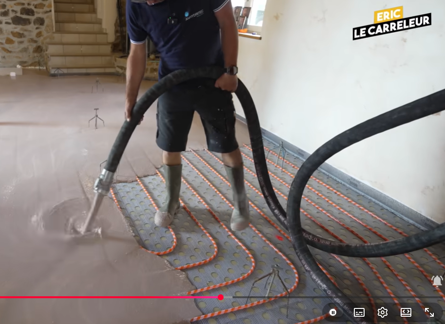 Mise en oeuvre de la chape Thermio Max en très fine épaisseur sur PCRBT